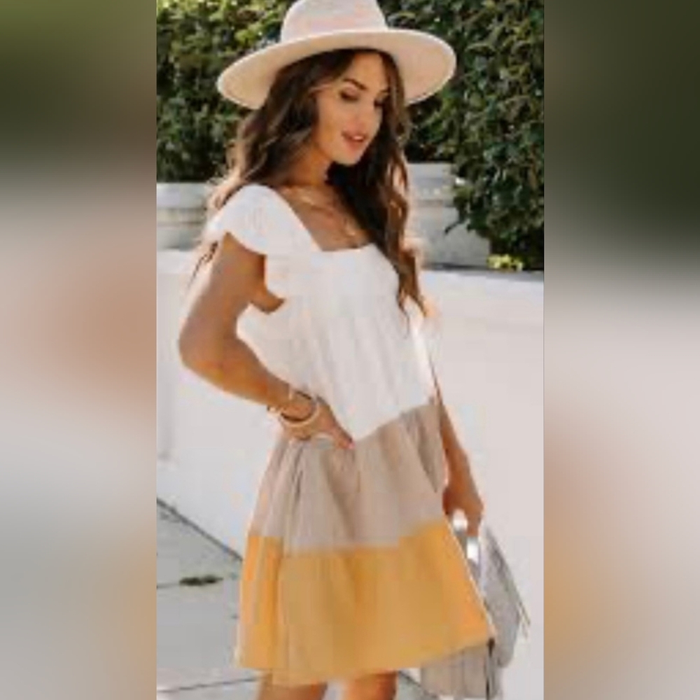 Vici Ray of Sunshine tiered cotton guaze babydoll dress w/ pockets